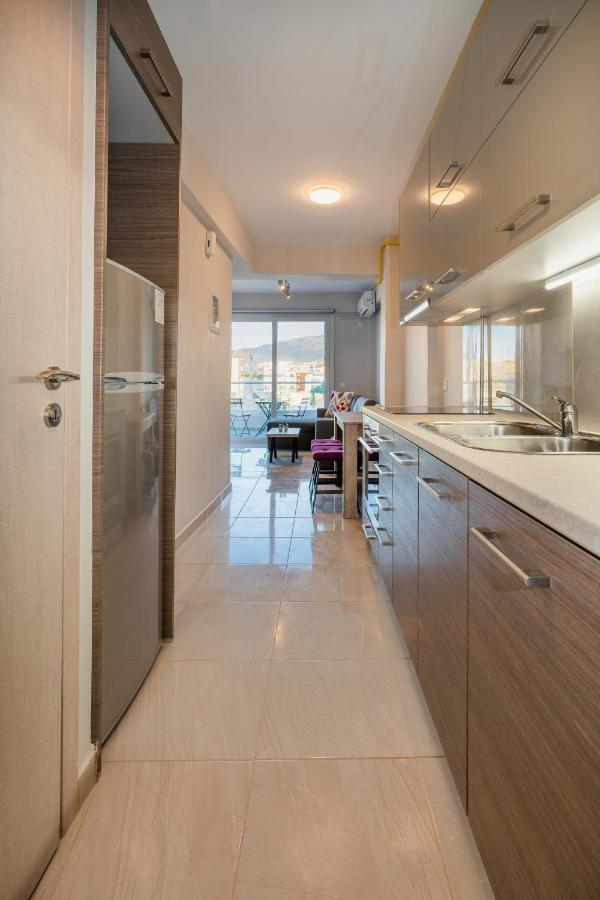 Apartamento Sunny Penthouse W/ Acropolis View Next To Metro Atenas Exterior foto