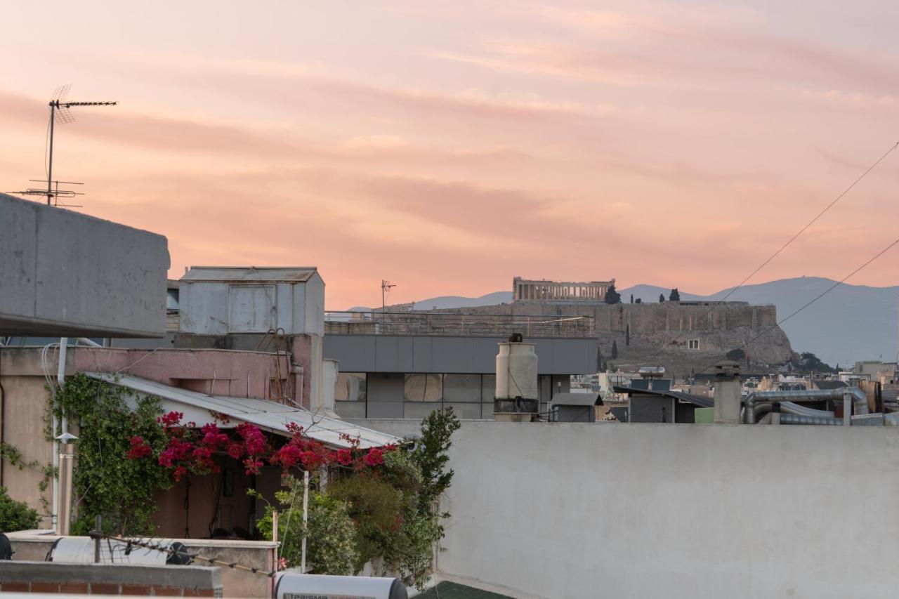 Apartamento Sunny Penthouse W/ Acropolis View Next To Metro Atenas Exterior foto
